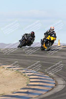 media/Nov-16-2025-Race Pace (Sun) [[8c5fa54630]]/Verified Riders/1-Turns 9 and 10 (925am)/